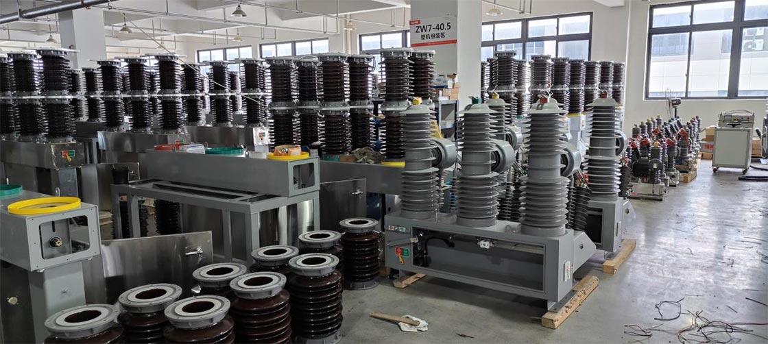 Outdoor SF6 Circuit Breaker